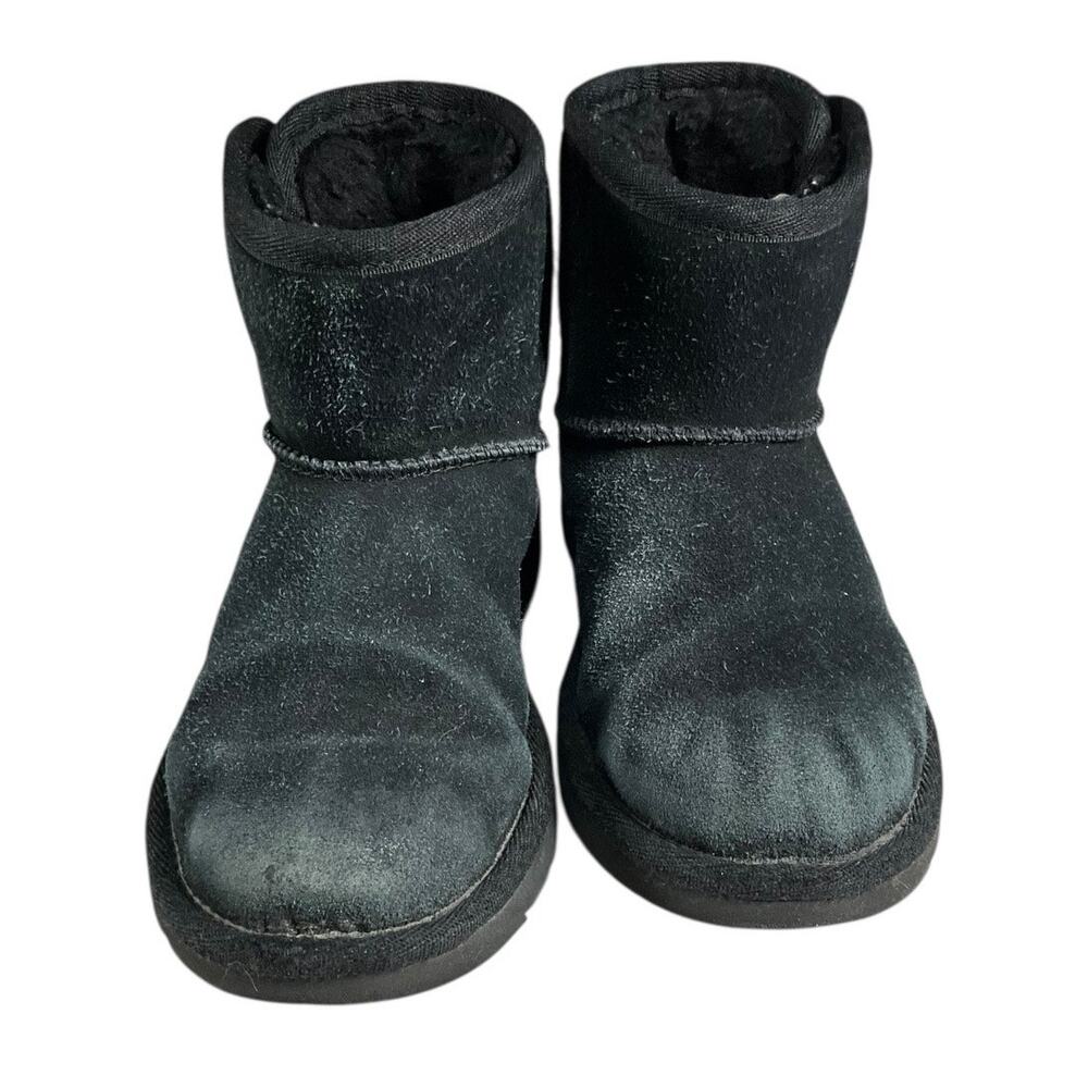 UGG Kids Classic Mini Button Boots Black Suede Size 12 Youth Winter/Fall Short - Picture 4 of 9